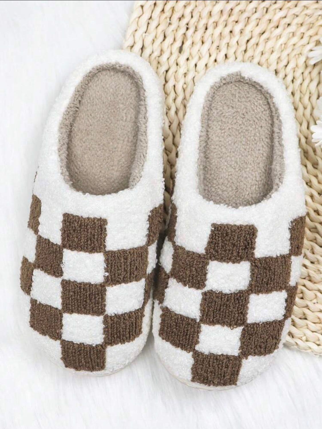 CHECKMATE Slippers