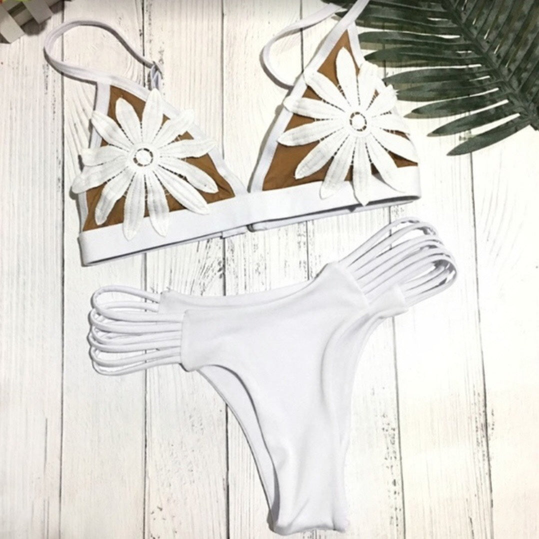 OOPSIE DAISY Bikini