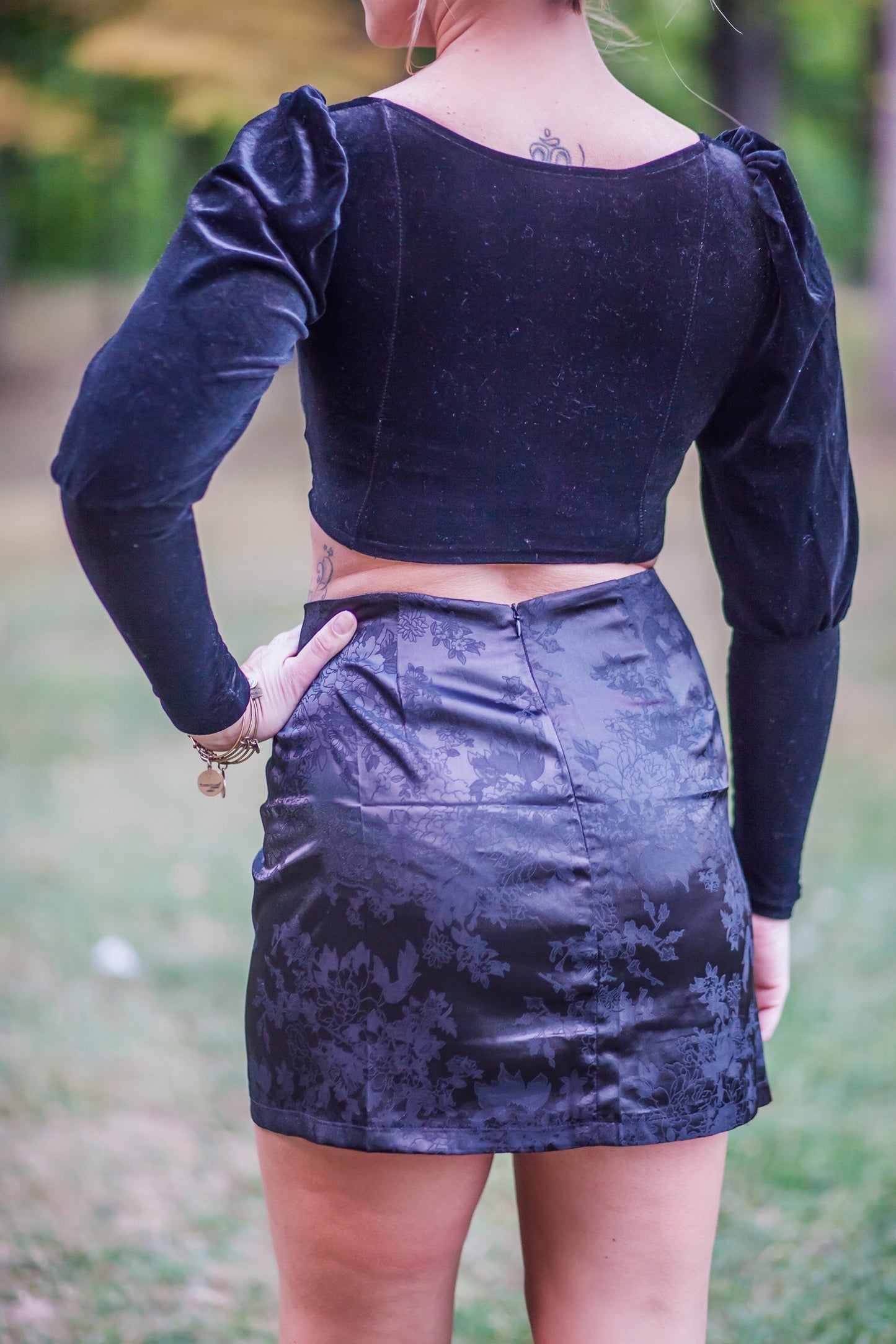 JOLIE Pleuche Crop Top