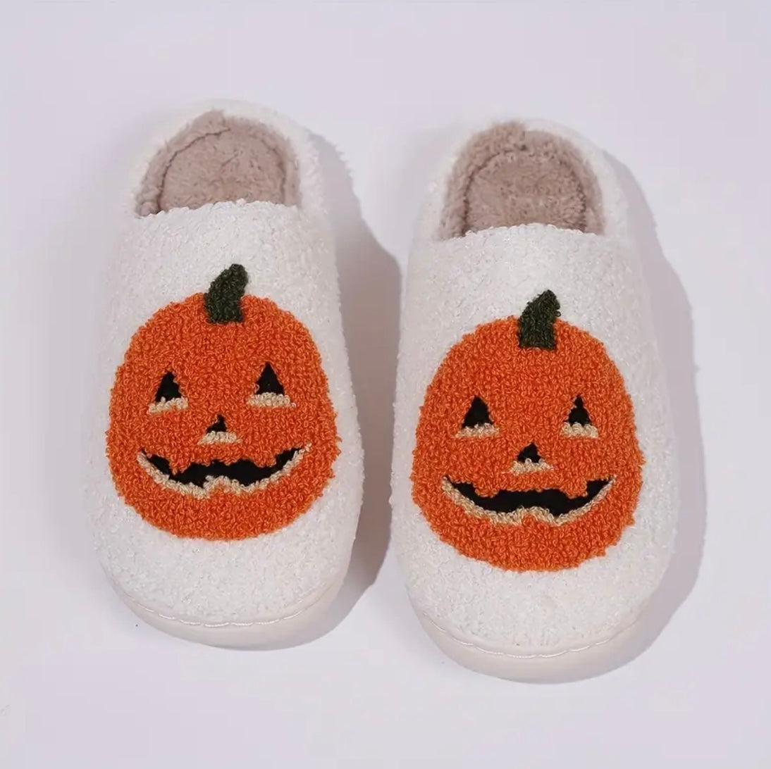 SPOOKY PUMPKIN Slippers