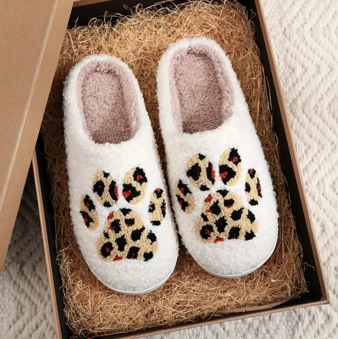 PAW PRINT Slippers