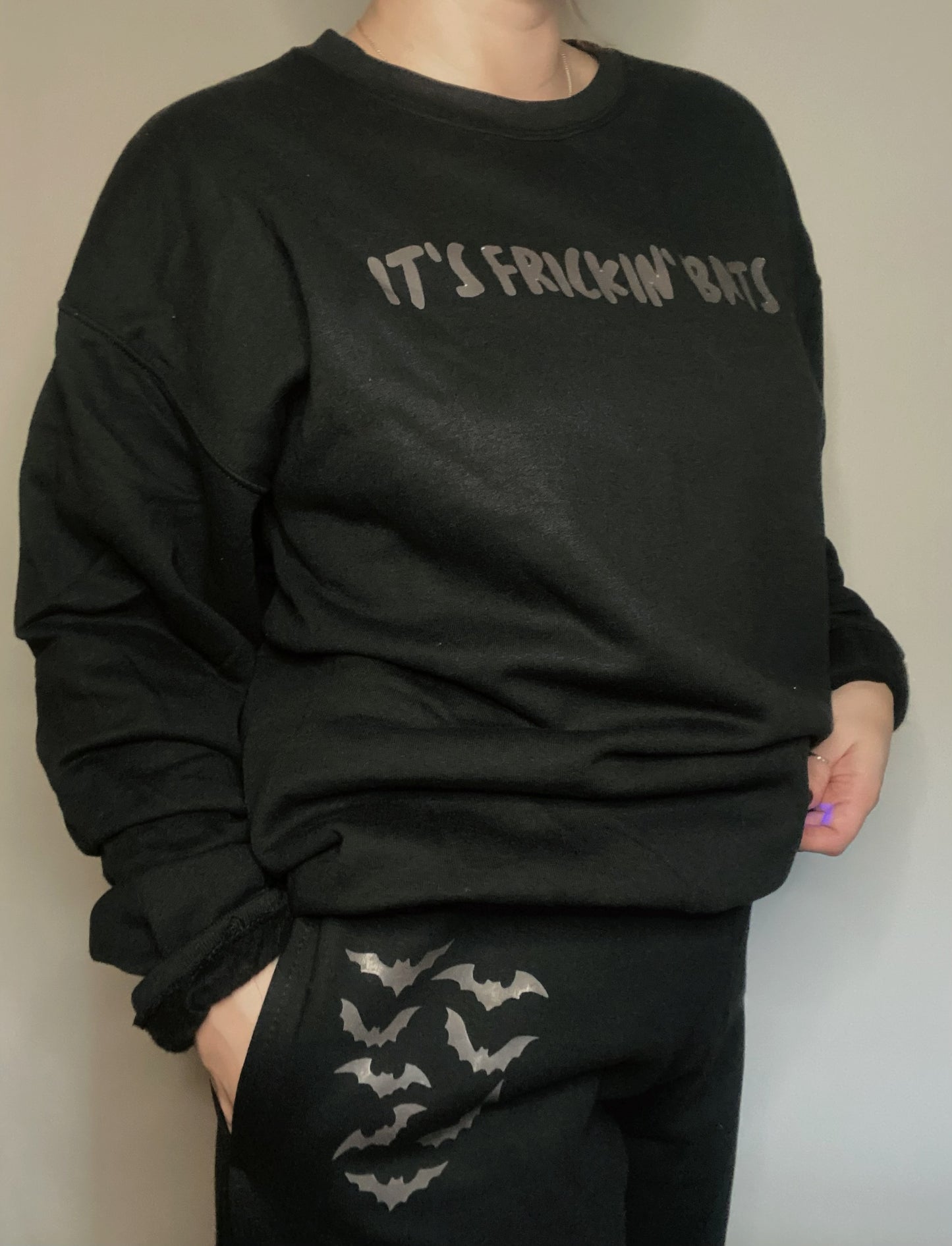 IT’S FRICKIN’ BATS Crew & Joggers Set